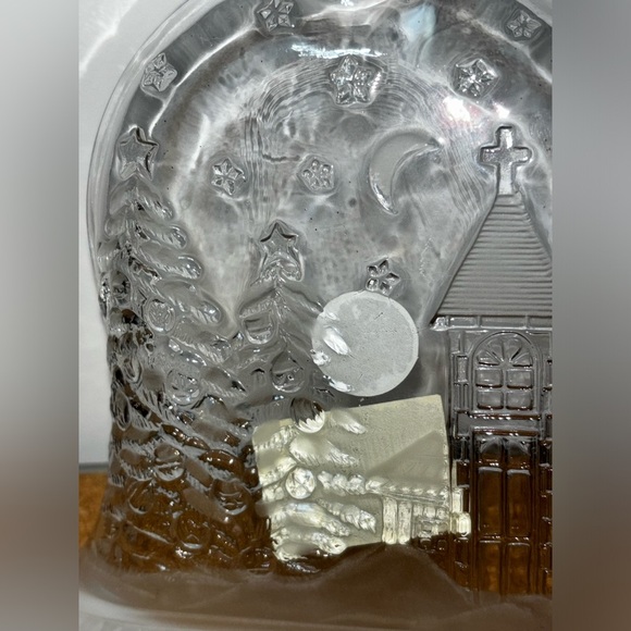 5/$25
Christmas Glass Bell Plate Serving Shallow Dish Candy Dish Display 8x6.5 - Picture 5 of 7